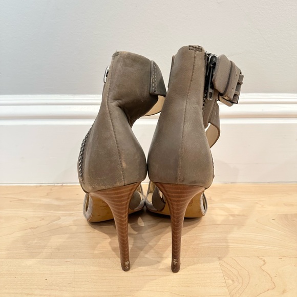 Joe's Jeans Gray Heels - Size 6.5 - Picture 5 of 9